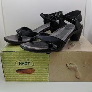 NAOT Cheer Womens Comfort Heeled Sandal in Black, Size US 8/UK 6/EU 39